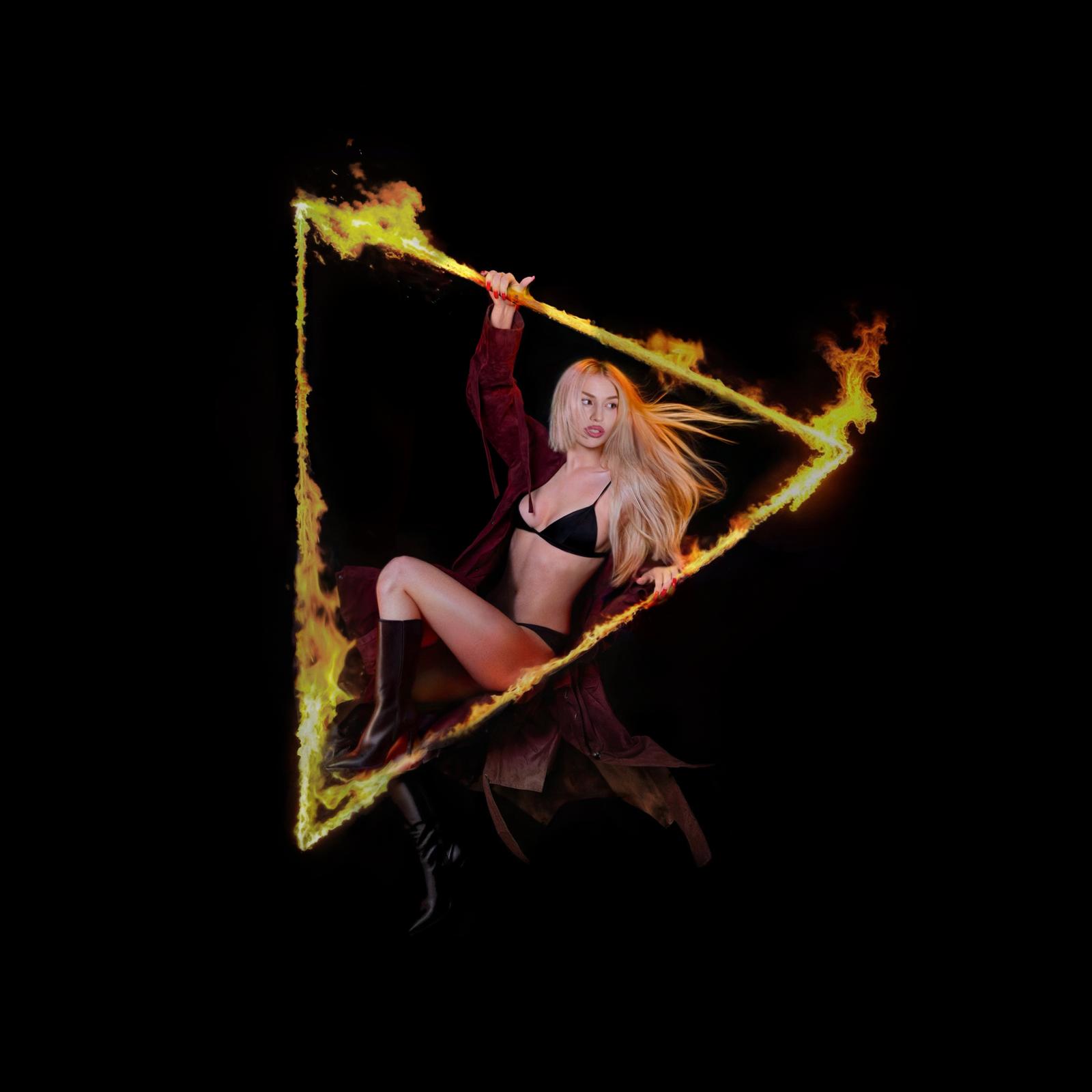 AVA MAX ИЗДАВА ТРЕТИЯ СТУДИЕН АЛБУМ DON’T CLICK PLAY