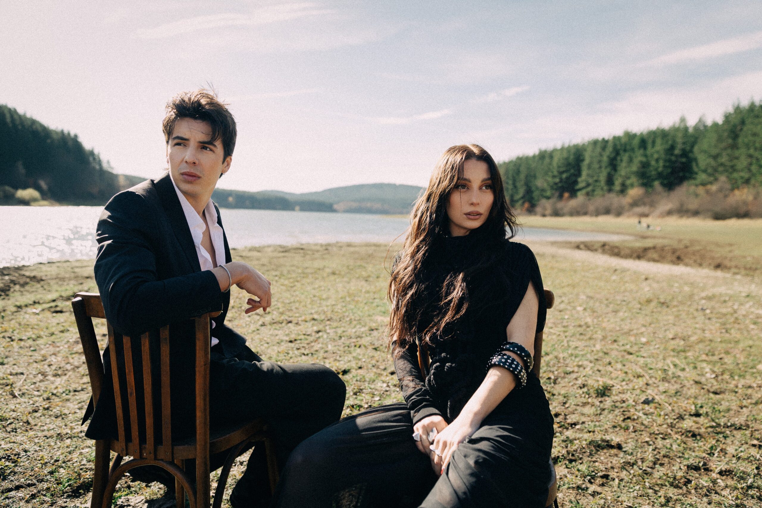 МИХАЕЛА МАРИНОВА И ТИНО С ПЪРВИ ДУЕТ