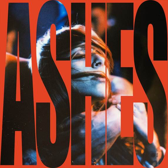 VICTORIA издаде новия си сингъл „ASHES“